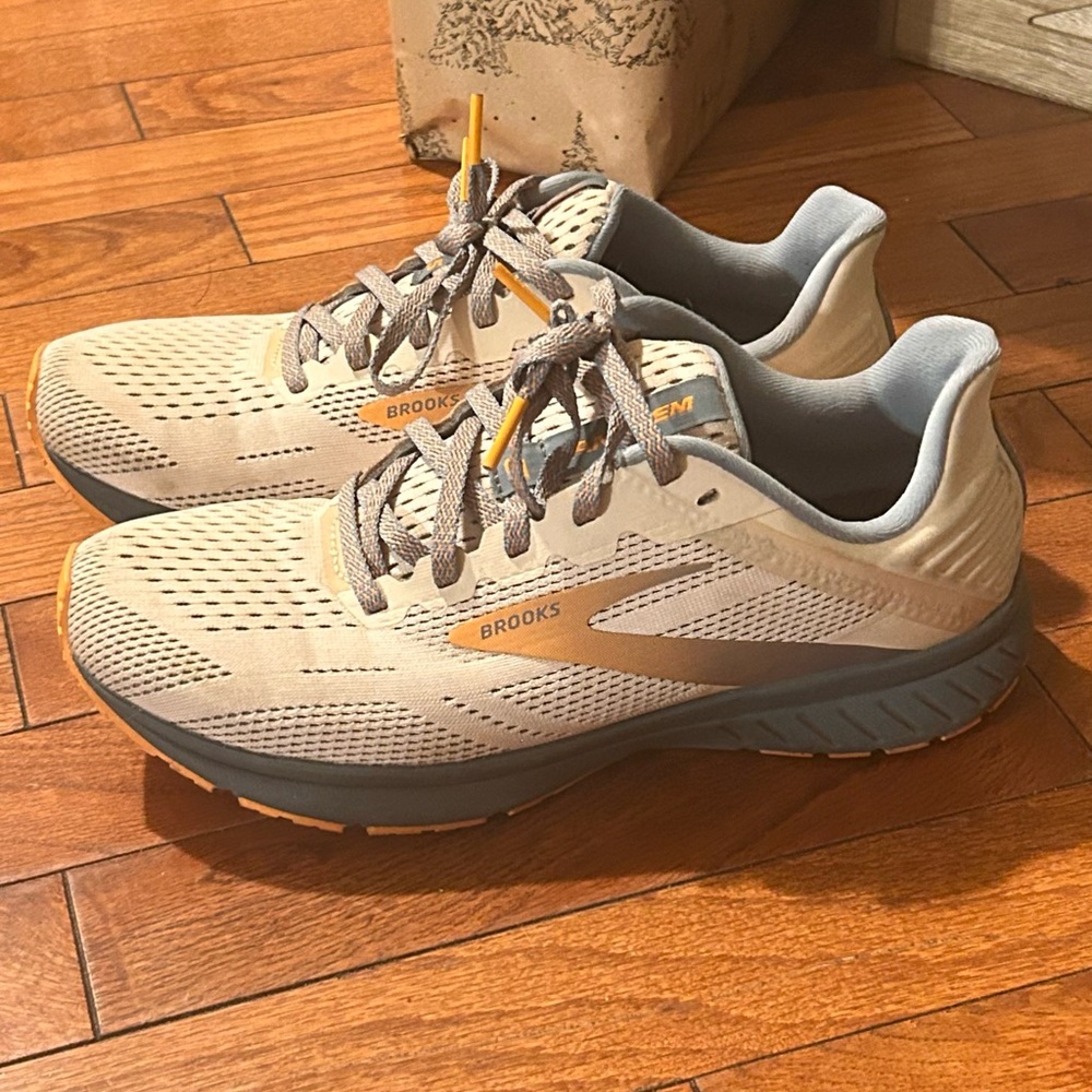 Women’s Brooks Cream and Gray Athletic Shoes